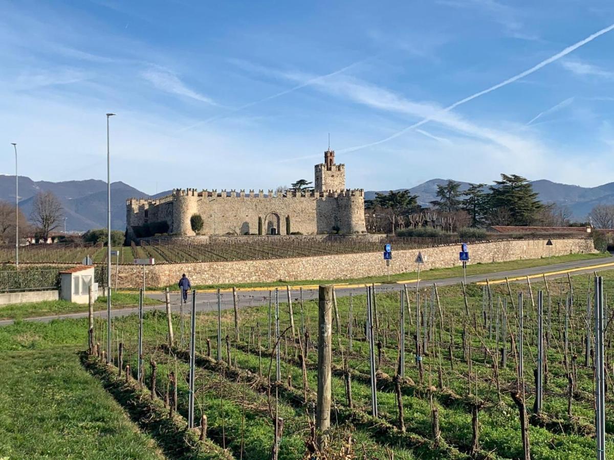 Franciacorta Flat & Bollicine Apartment Passirano ภายนอก รูปภาพ