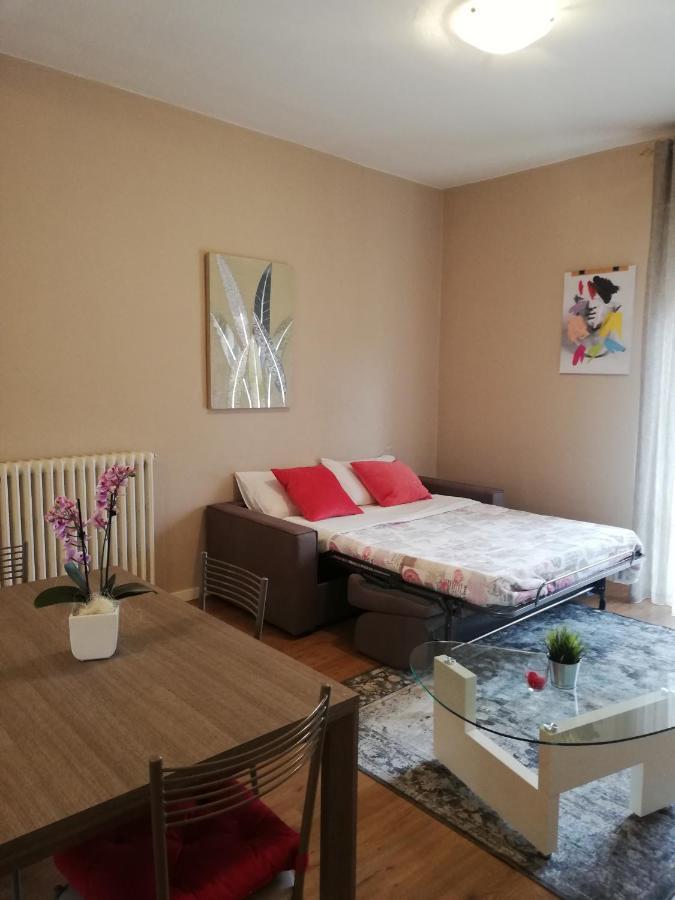Franciacorta Flat & Bollicine Apartment Passirano ภายนอก รูปภาพ